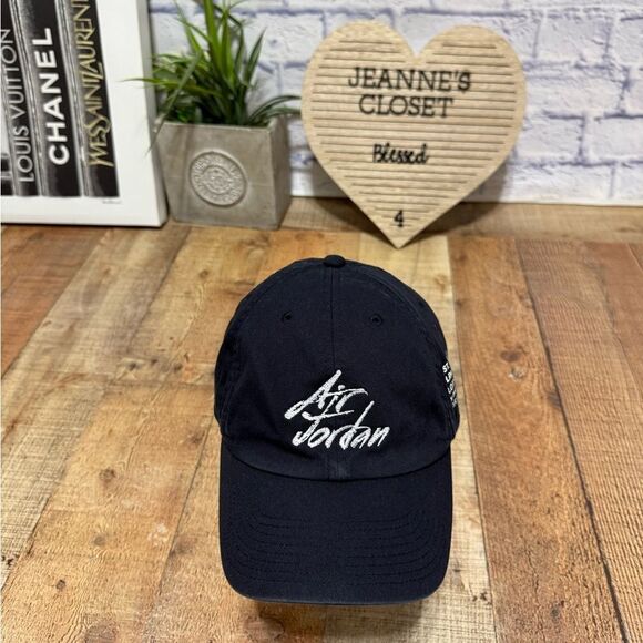 Nike Air Jordan H86 GOAT Script Strapback Hat - Picture 2 of 9